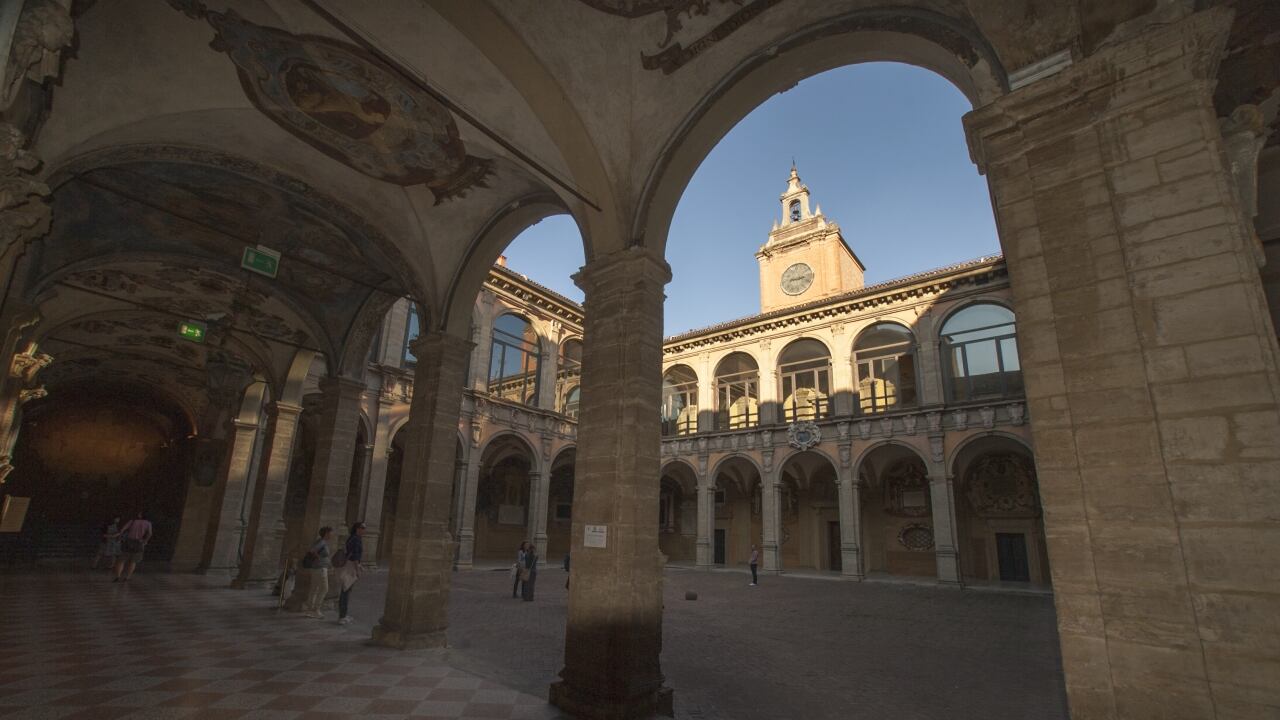Emilia Romagna, le città d'arte conquistano gli stranieri