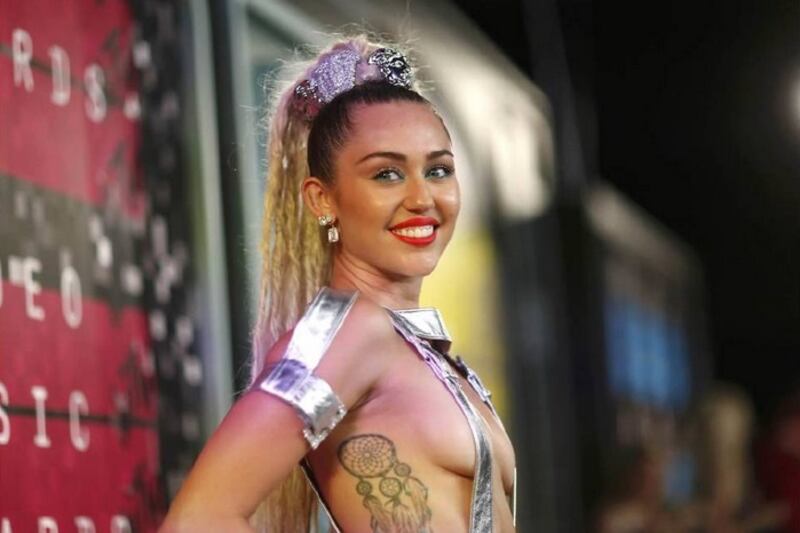 MTV VMA 2015, il trionfo di Taylor Swift e Miley Cyrus 2