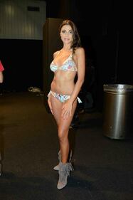 Cecilia Capriotti, seno hot sui social 27