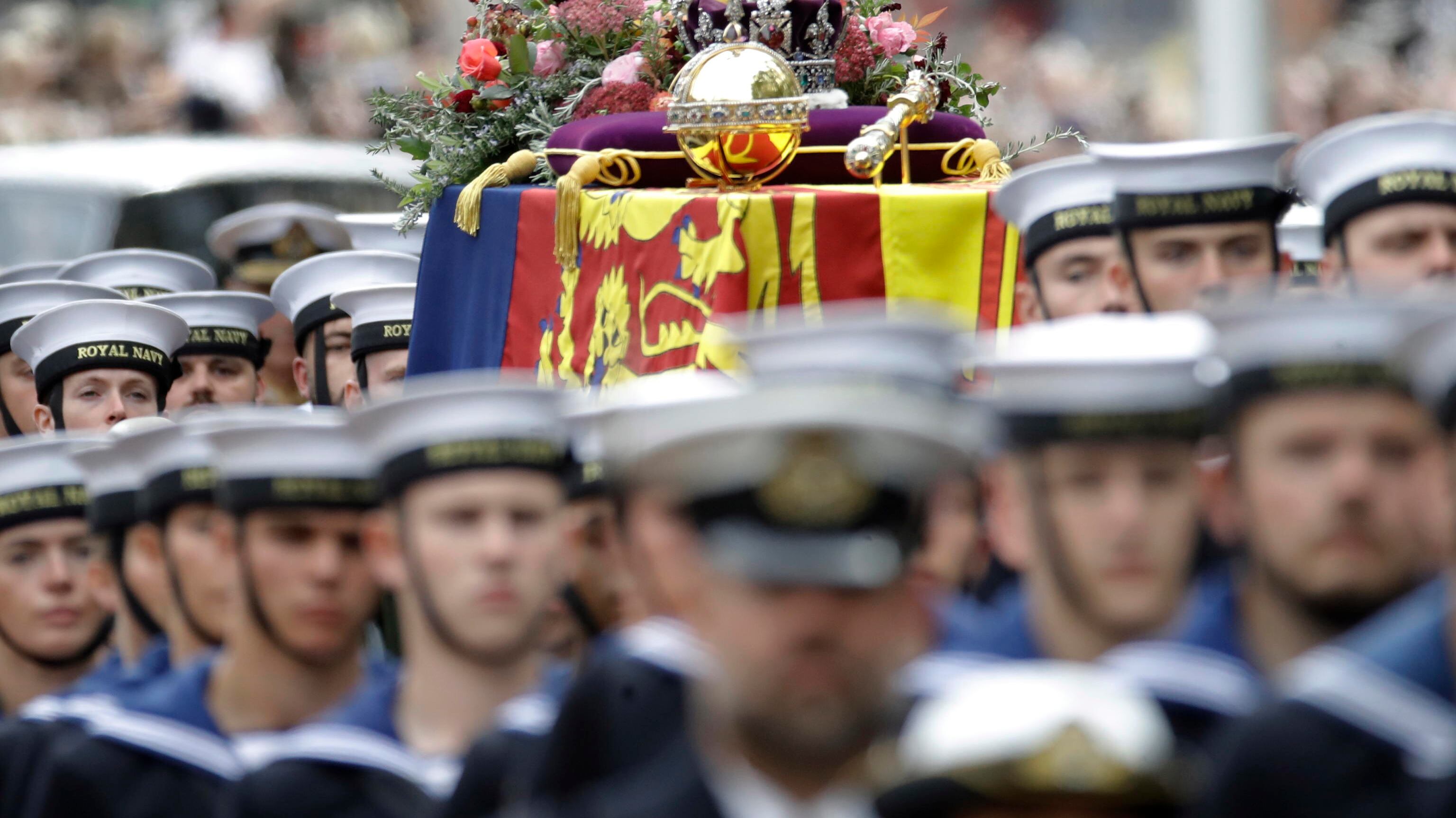I momenti "storici" del 2022: dalla morte della Regina al primo premier donna