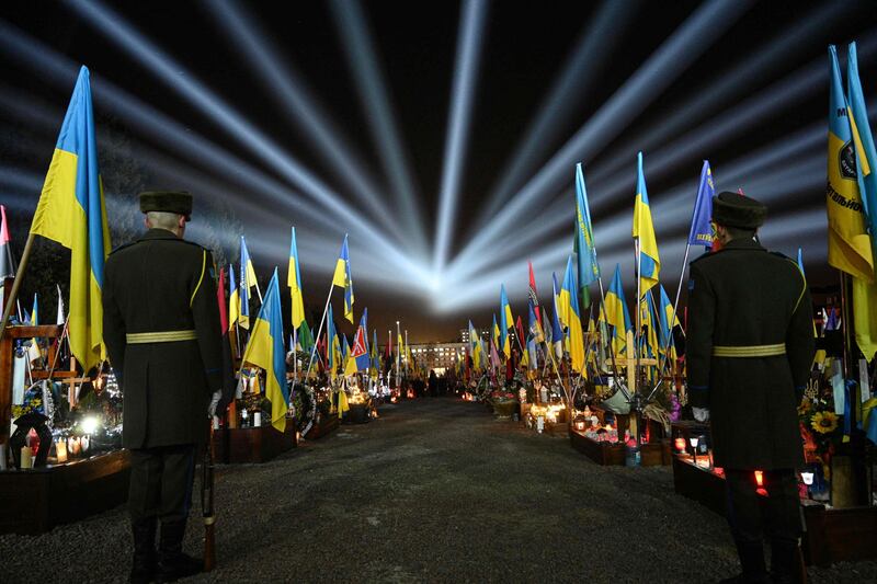 Ucraina, terzo anniversario di guerra. I leader occidentali al cospetto di Zelensly 12