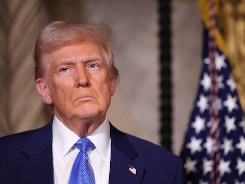 L'Europa segua Trump e dialoghi con Putin