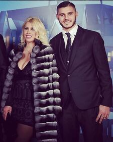 "Senza tette non hai il paradiso". ​Lo scatto hot di Wanda Nara 3
