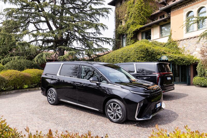 Maxus Mifa9, guarda le foto 12