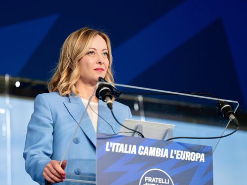Bonus tredicesima, Meloni: "100 euro per i lavoratori dipendenti"