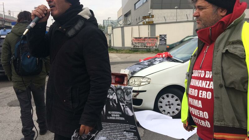 Di Maio contestato a Napoli 7