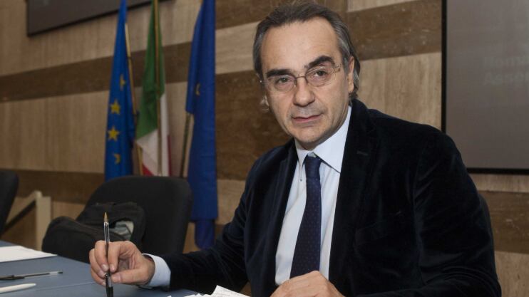 Il caso Sea Watch e la toga anti-governo che ha scritto il libro contro il referendum
