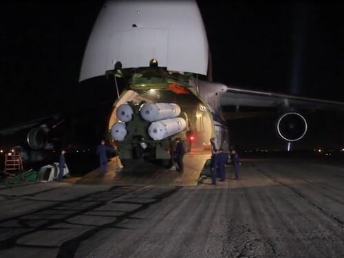 Siria, la Russia ha consegnato quattro lanciatori S-300