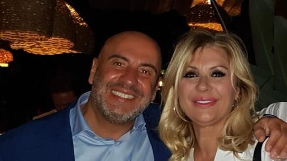 Il sospetto di Tina Cipollari: il compagno chiama i paparazzi per pubblicità?