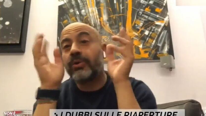 "Minacce e insulti dai no-vax": Parenzo querela Paragone