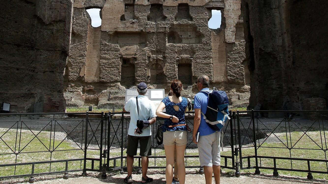 Il Mibac stoppa il progetto del McDonald's alle Terme di Caracalla