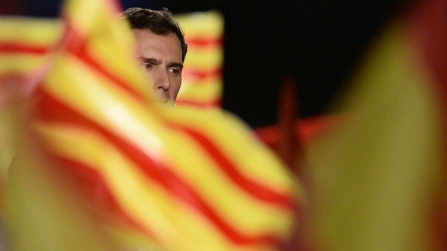 Nozze tra Socialisti e Podemos fanno tremare i servizi segreti