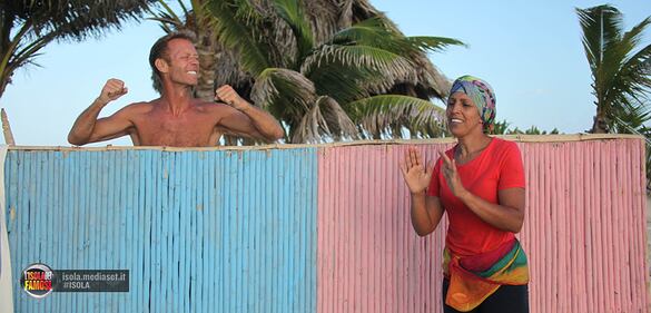 Isola dei Famosi: Rocco Desnudo e le altre bellezze 12