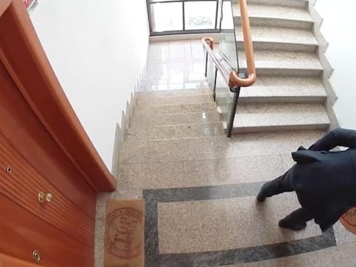 "Non chiudete la porta a chiave". Occhio al nuovo trucco dei ladri: ecco come si introducono nelle case