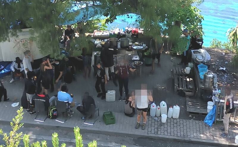 Ventimiglia: ovunque accampamenti di migranti, pure in spiaggia 15