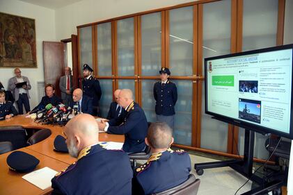 Operazione terrorismo a Milano: la conferenza stampa delle forze dell’ordine  3
