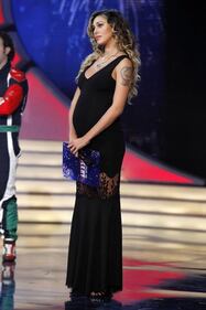Belen Rodriguez ed Elena Santarelli, sexy coppia per Paolo Bonolis all'Arena di Verona 23