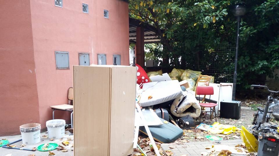 Occupazioni, torna il racket. "Cantine invase da abusivi"