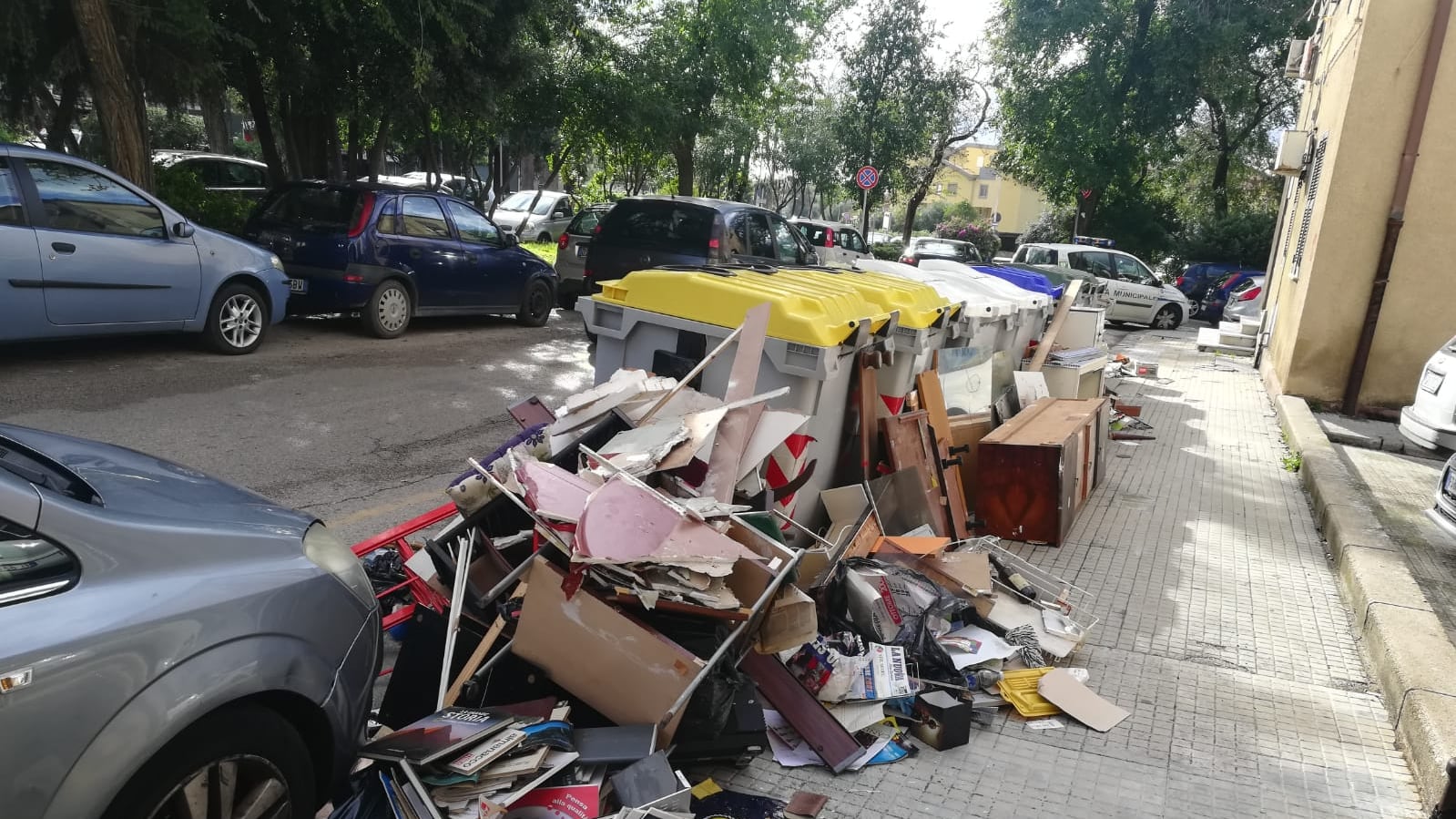 Sassari, occupa abusivamente due appartamenti, denunciata