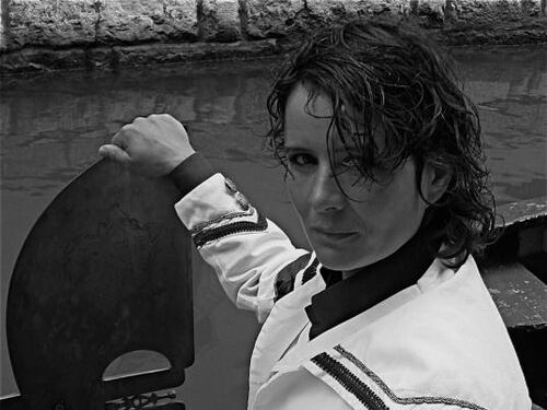 Alex Hai, la prima gondoliera di Venezia rivela: "Sono transgender"