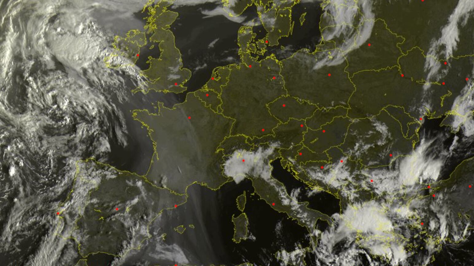 Meteo, ciclone mediterraneo e anticiclone Bacco: perché l'Italia è divisa in due