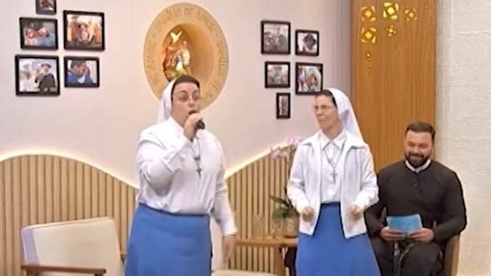 Le Sister Act brasiliane che si scambiano il segno di pace (ballando)