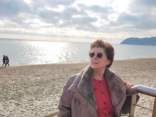 Cecilia De Astis travolta dall'auto mentre usciva dal pranzo. Aveva rifiutato l'invito in vacanza