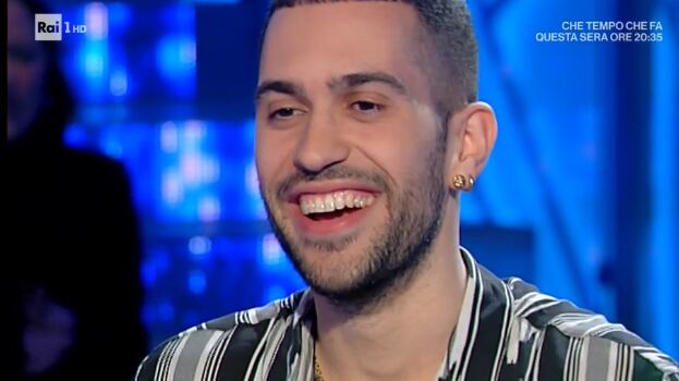 Mahmood, sorpresa ed emozione a Domenica In