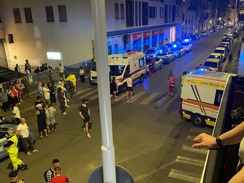 Orrore nella casa occupata dagli immigrati: donna lanciata giù dal secondo piano
