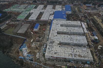 Le fasi della costruzione di Huoshenshan 3