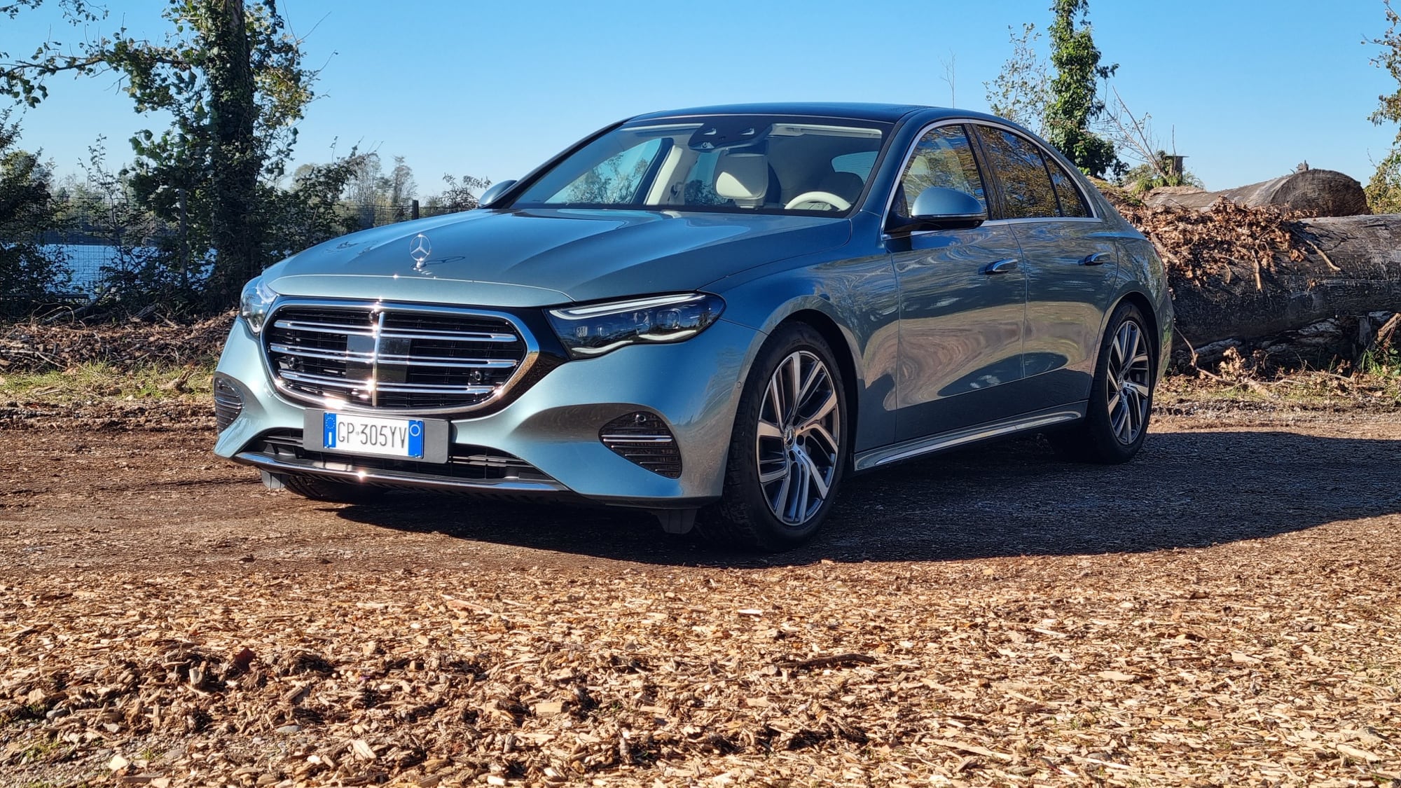 Nuova Mercedes Classe E: lusso e tecnologia ai massimi livelli – La prova