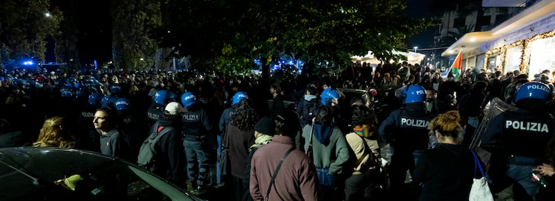 Dopo gli scontri e i blocchi stradali, la protesta non si ferma: nuove mobilitazioni a Roma