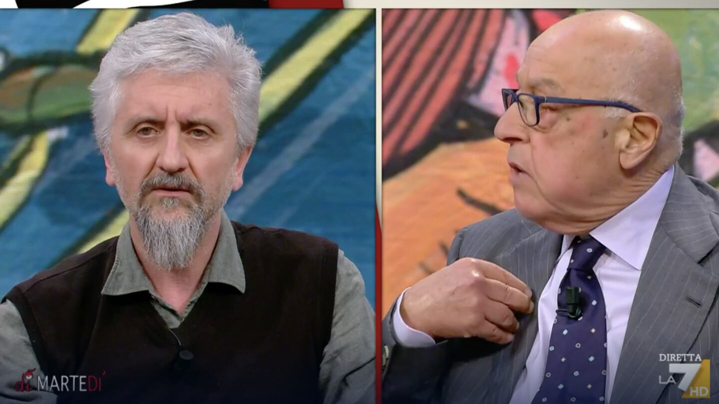 "Allora è fascista", "Ora chiama i carabinieri?". Scintille in tv da Floris