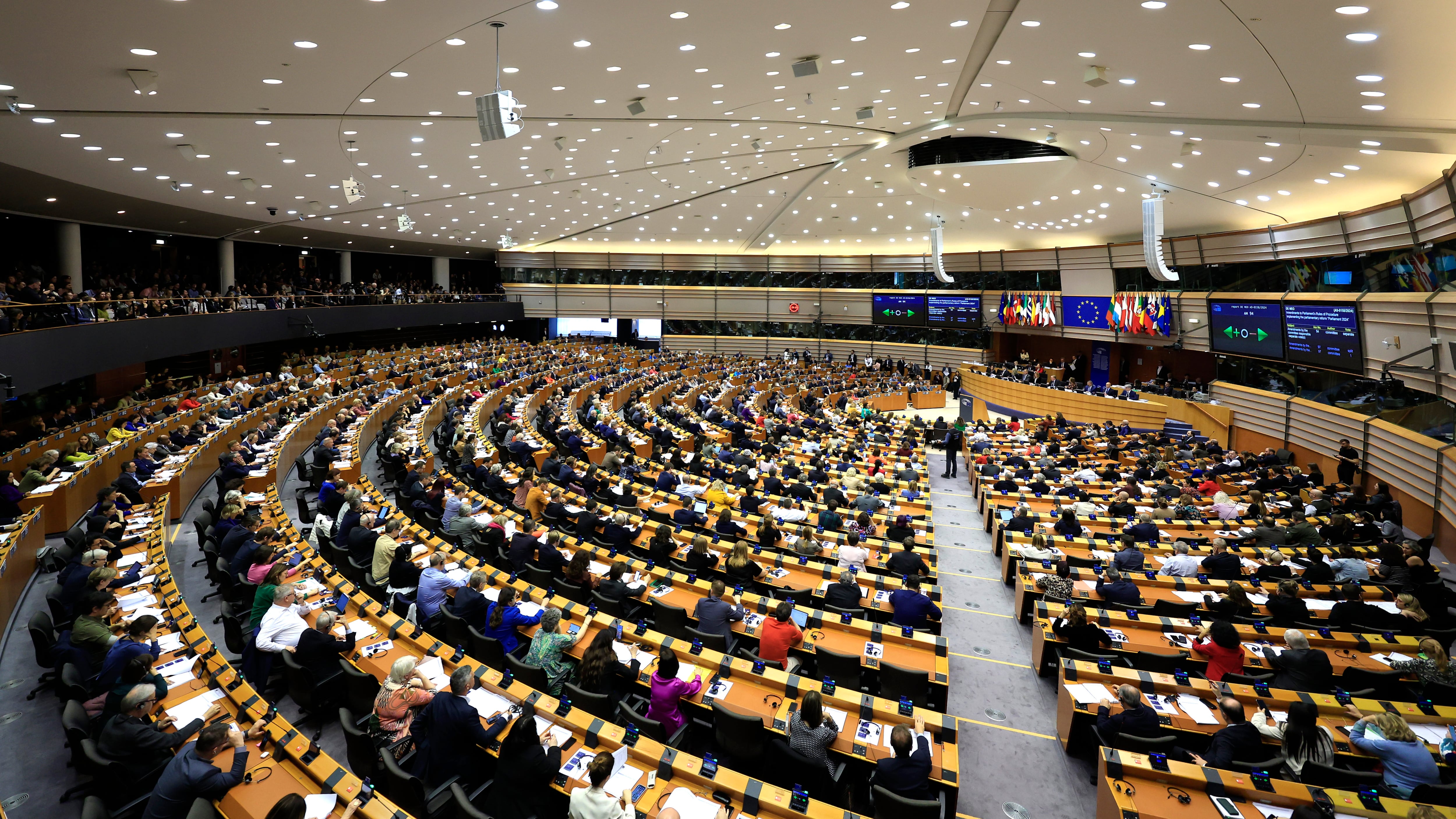 Premio Sacharov 2025 a due giornalisti in carcere: l’Europa sfida repressione e censure