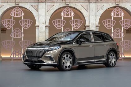 Mercedes-Maybach EQS SUV: guarda la gallery 1