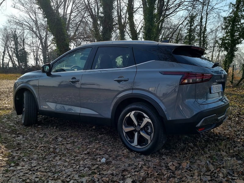 Nissan Qashqai e-Power, guarda le foto 9