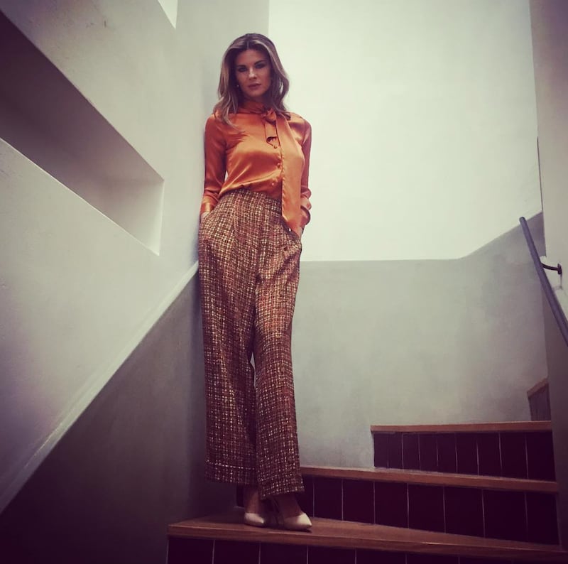 Martina Colombari sexy nella vita di tutti i giorni 8