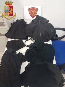Torino, anarchici verso la città con armi e maschere antigas: fermati 1