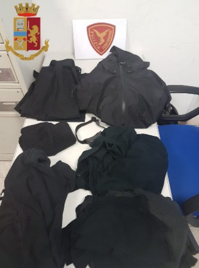 Torino, anarchici verso la città con armi e maschere antigas: fermati 1