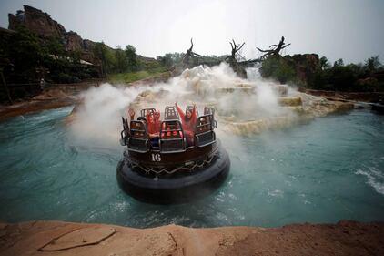 Shangai, apre il primo Disneyland cinese  3
