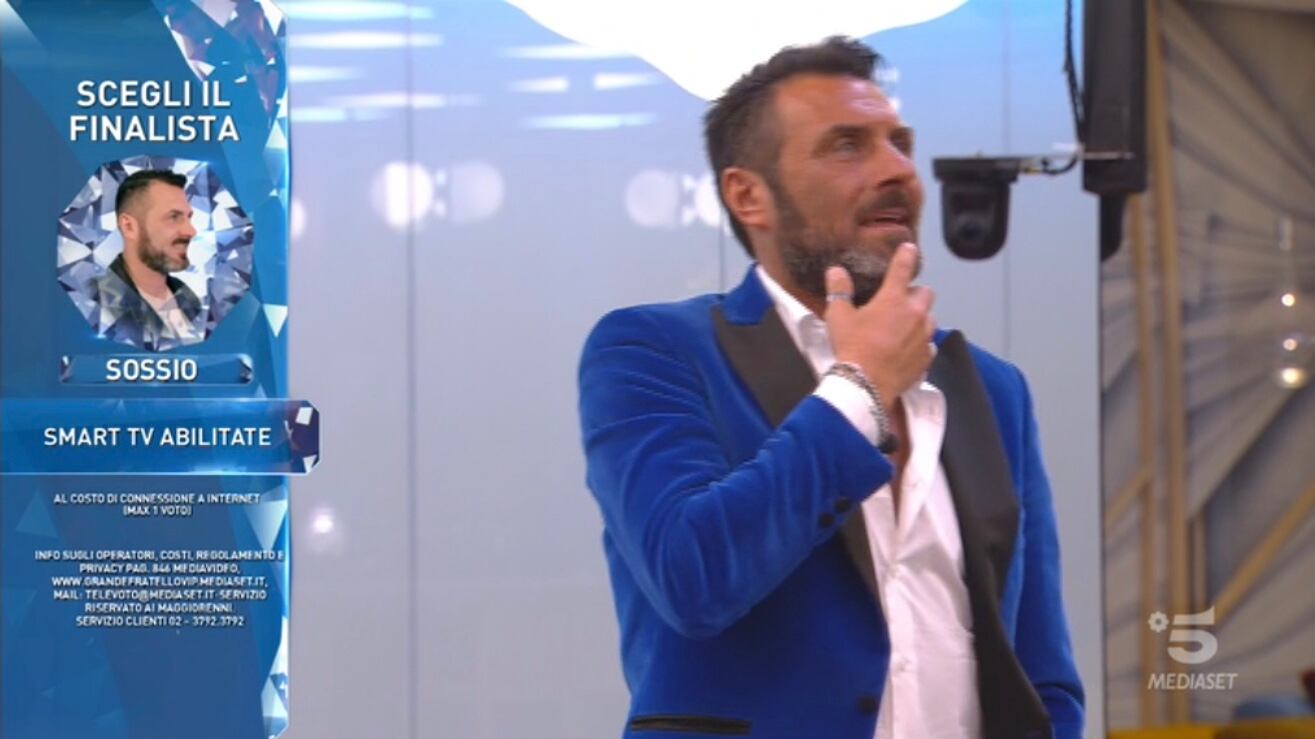 Gf Vip, lacrime in finale per Sossio Aruta: "Per un periodo non ho potuto pagare gli alimenti"