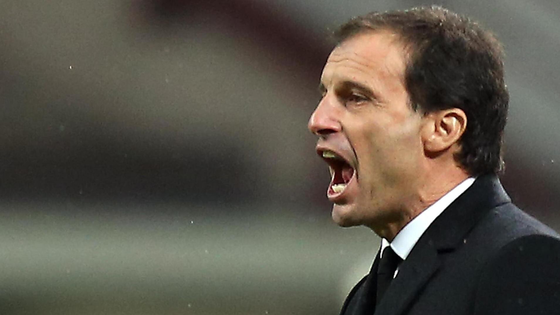 Juve e Roma, 12 mln di motivi per non strafare in campionato