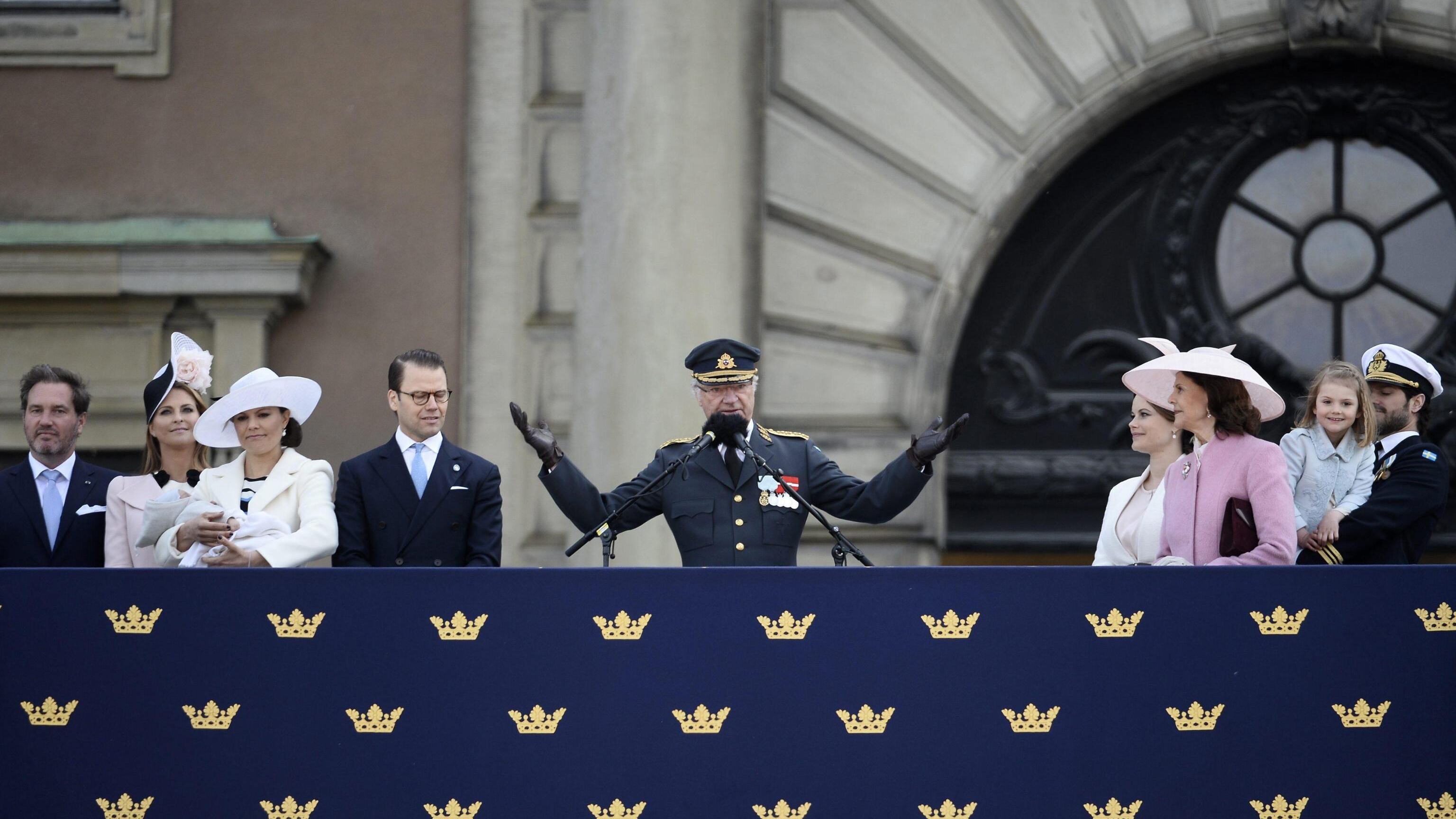 Nato, l'ora di Svezia e Finlandia. La Russia evoca la guerra totale. "Non lasceremo che scoppi"