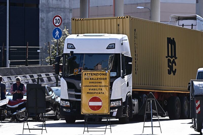 Protesta al porto di Genova: pro Pal bloccano tutto 4