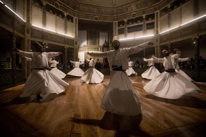 A Istanbul si commemora l'anniversario della morte di Mevlana 11