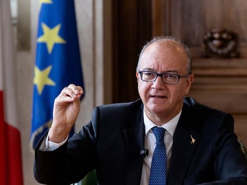 Valditara alla Scala: “Il melodramma nei programmi scolastici come Manzoni”