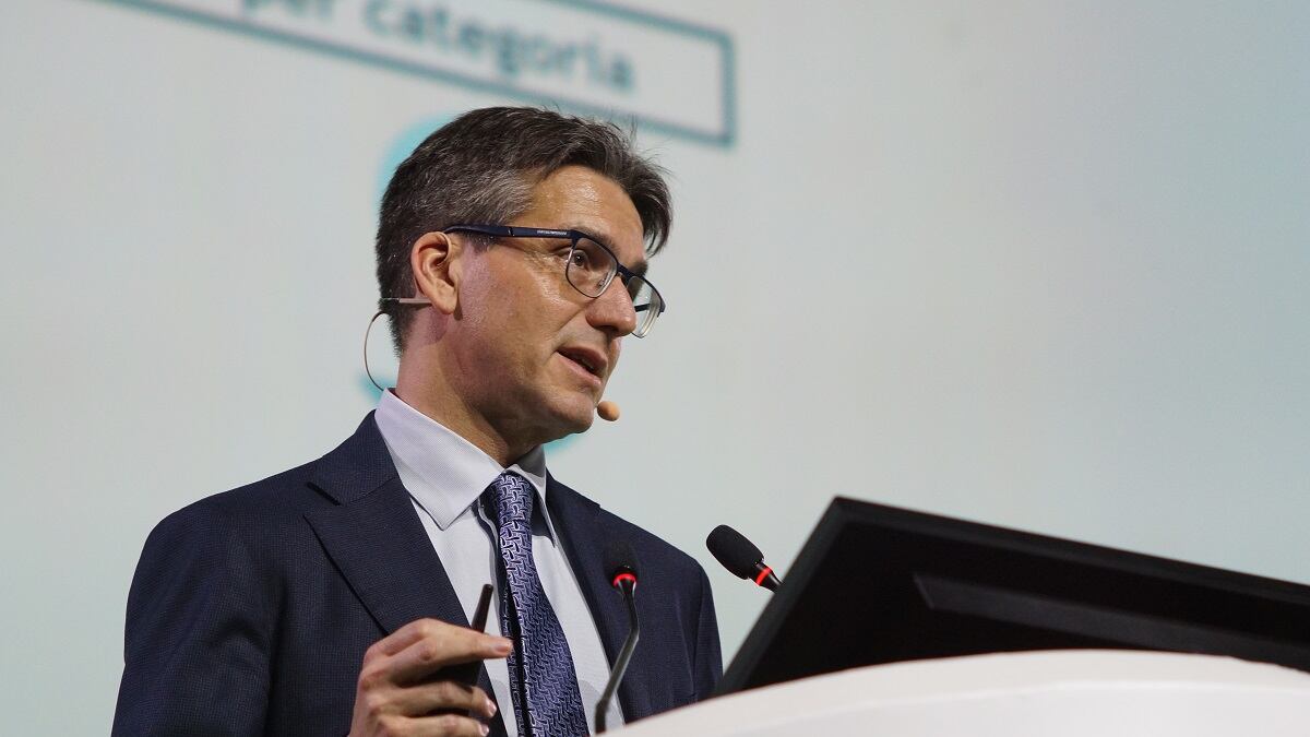 "Il piano vaccinale? Come una catena di montaggio"