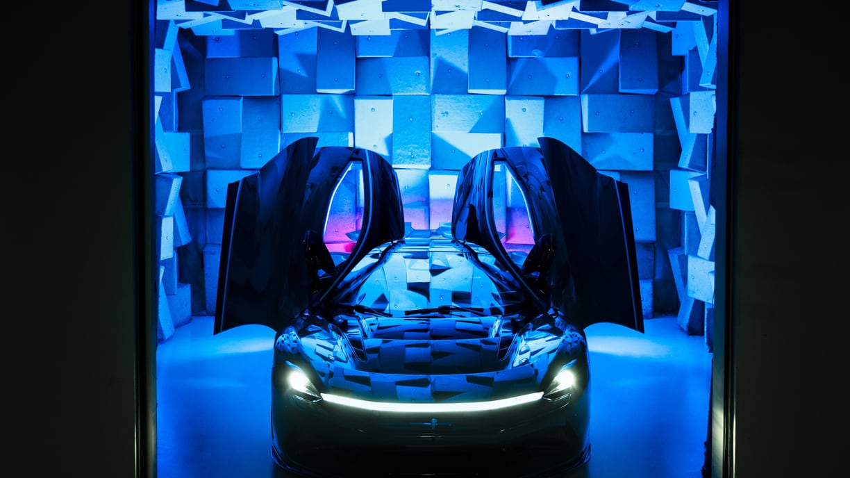 AVAS, tra funzione ed emozione: i sound artificiali più originali delle auto elettriche