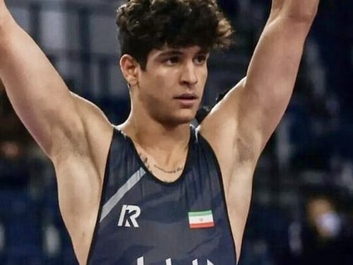 Saleh impiccato dopo le proteste. Il campione di lotta simbolo antiregime