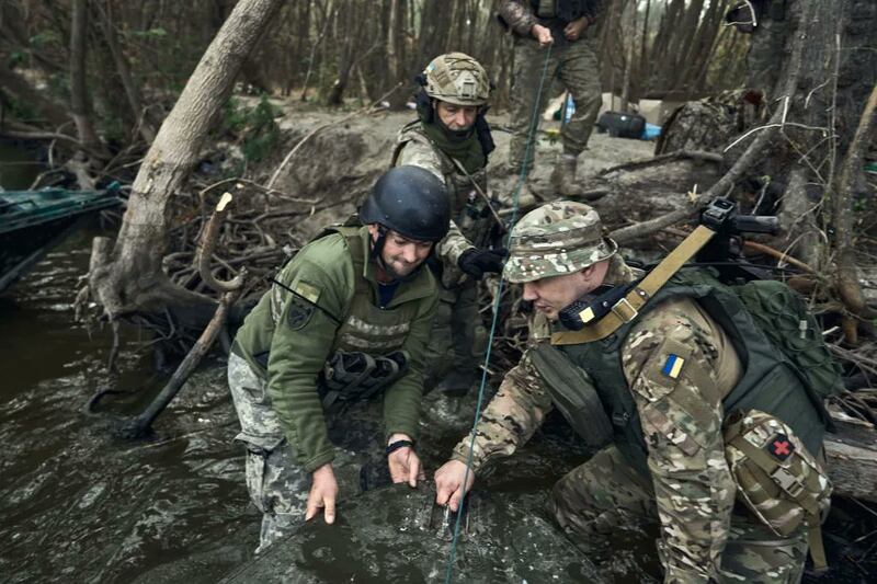 Le truppe da sbarco ucraine nella zona del Dnepr 3